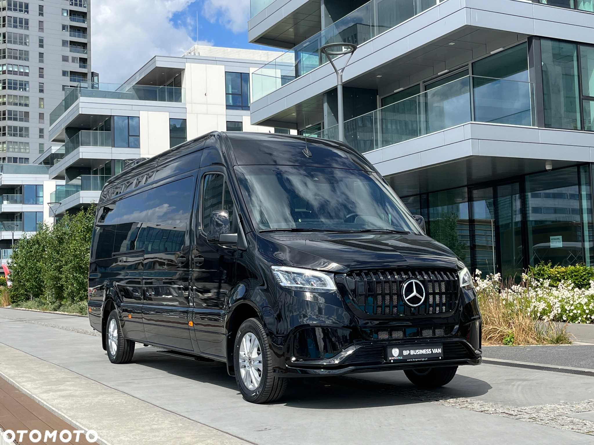 Mercedes-Benz Sprinter - 4