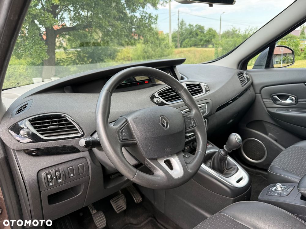 Renault Scenic TCe 130 Dynamique - 9
