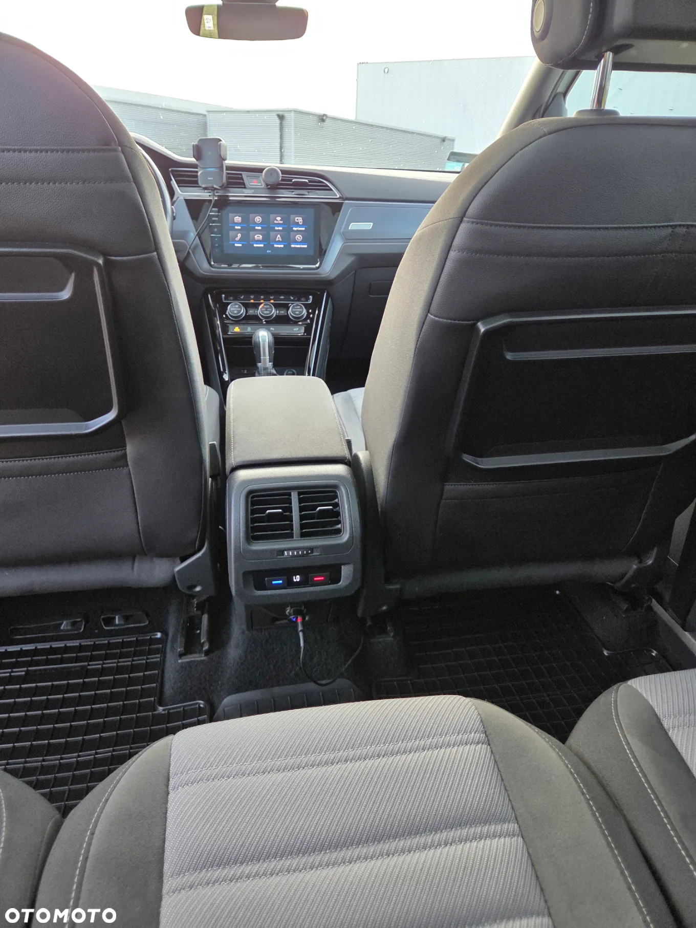 Volkswagen Touran 1.8 TSI BMT Highline DSG - 17