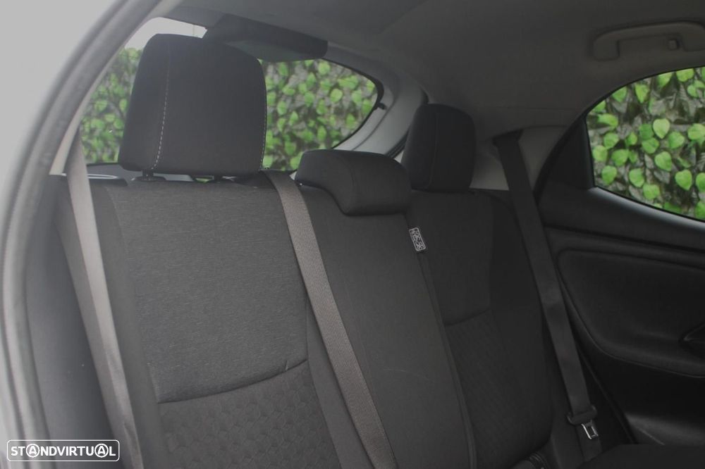 Toyota Yaris 1.5 HDF Exclusive - 12