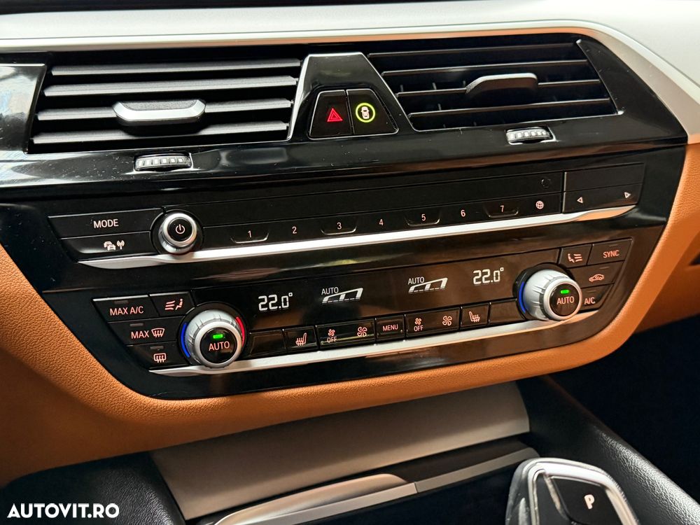 BMW Seria 5 518d AT MHEV - 24