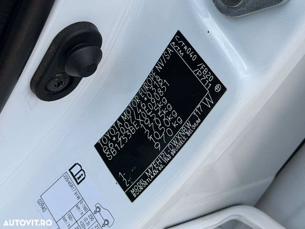 Toyota Corolla - 36