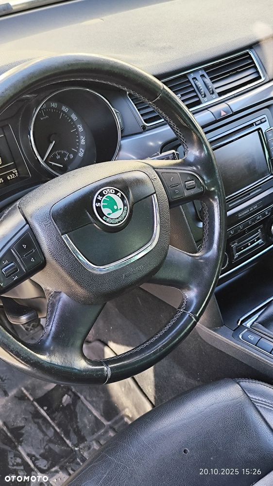 Skoda Superb Combi 2.0 TDI Ambition - 17