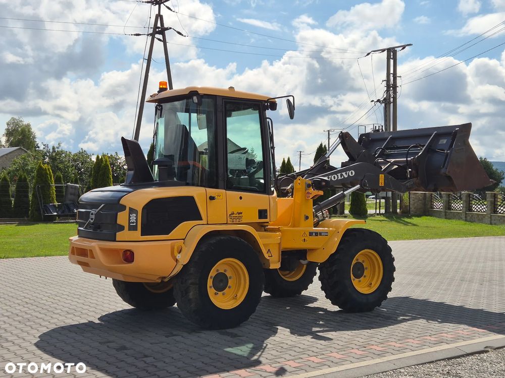 Volvo L30G/ Maszyna sprowadzona/ Super Stan/ - 6