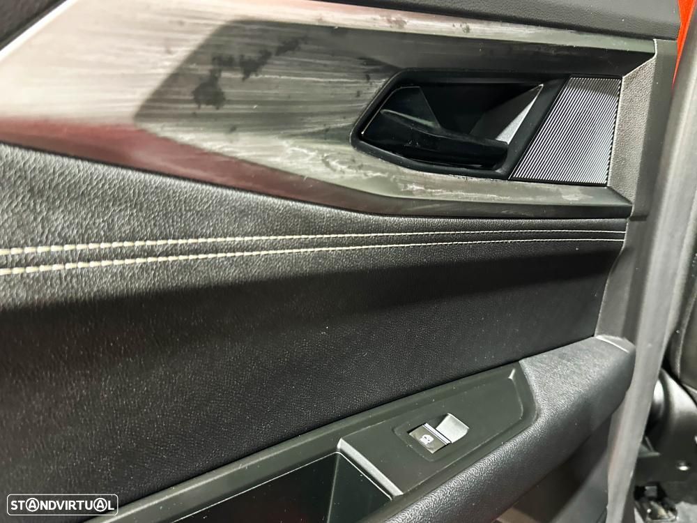 Renault Rafale 1.2 Full Hybrid E-Tech Techno - 27