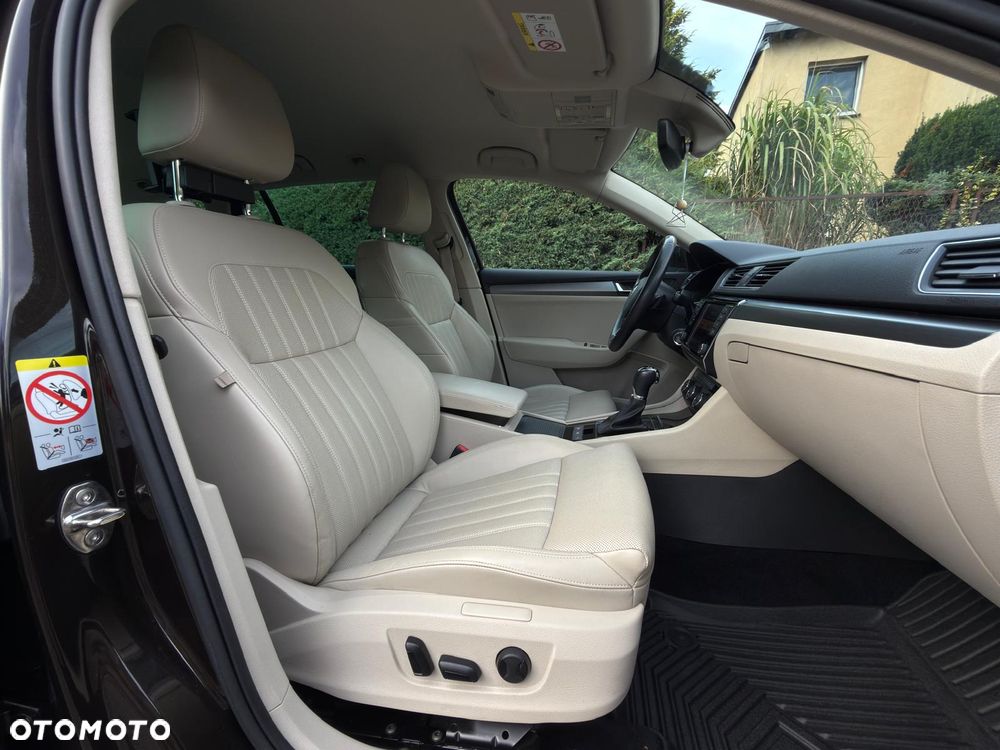 Skoda Superb 2.0 TDI DSG Style - 18