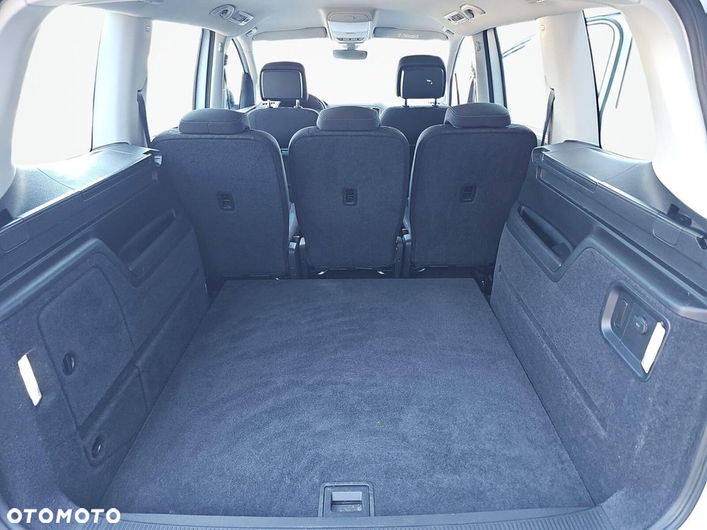Volkswagen Sharan - 37