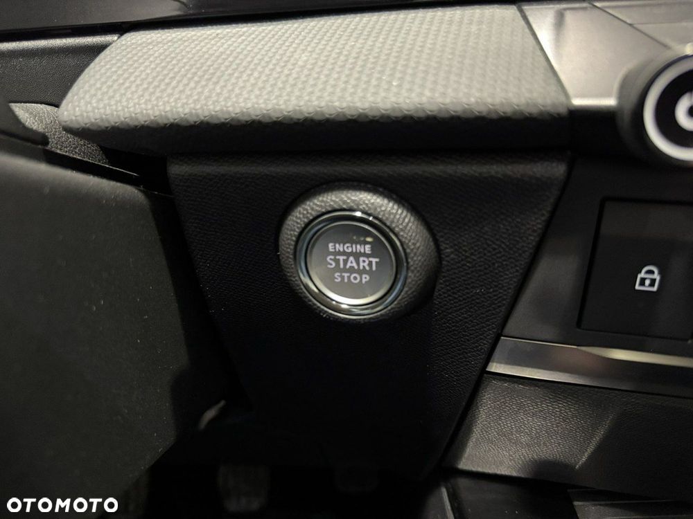 Opel Astra 1.2 T Edition S&S - 32