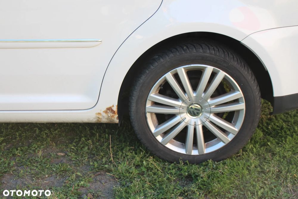 Volkswagen Touran 2.0 TDI Trendline - 15