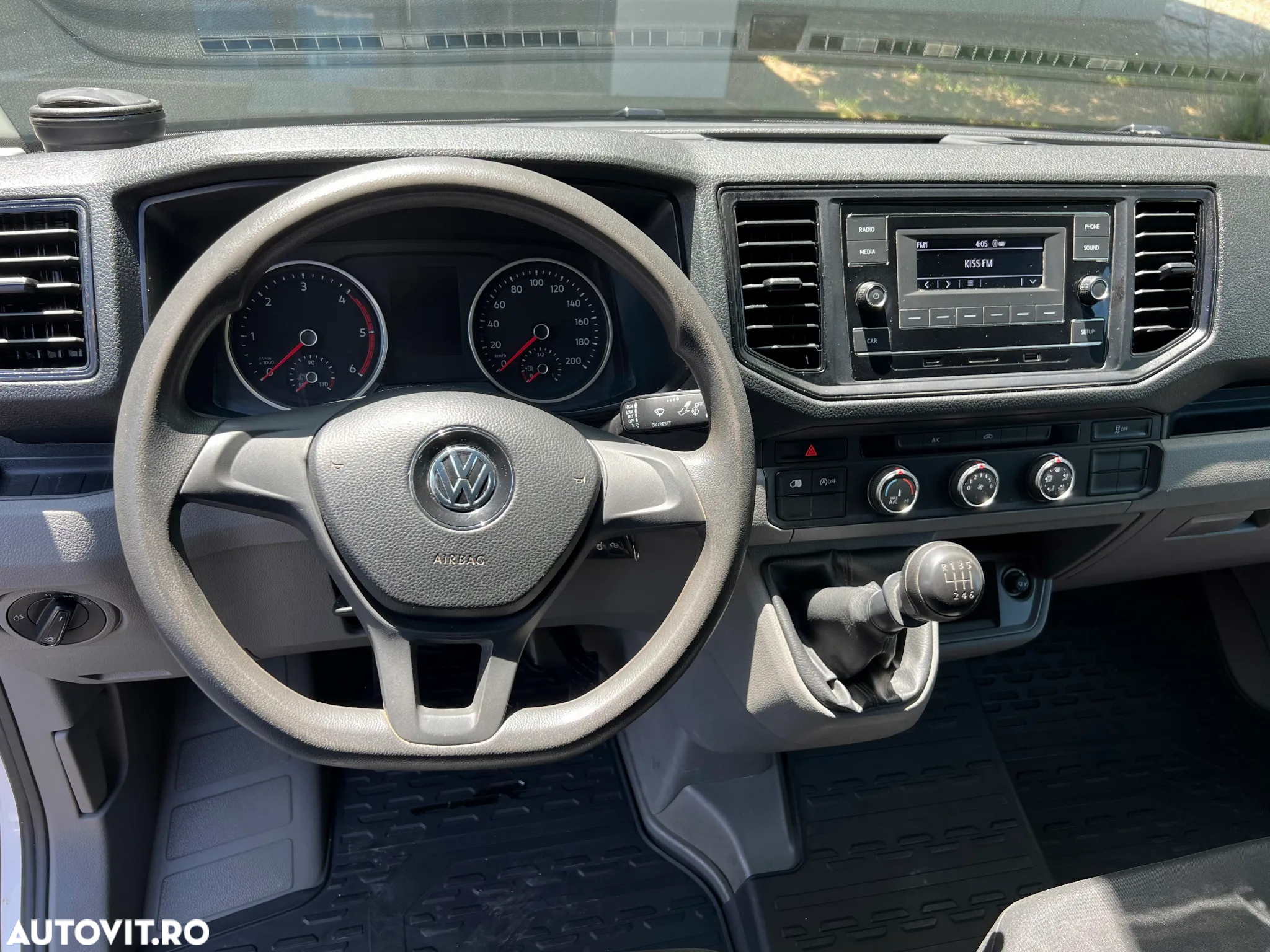Volkswagen Crafter Furgon Maxi L5H3 - 20