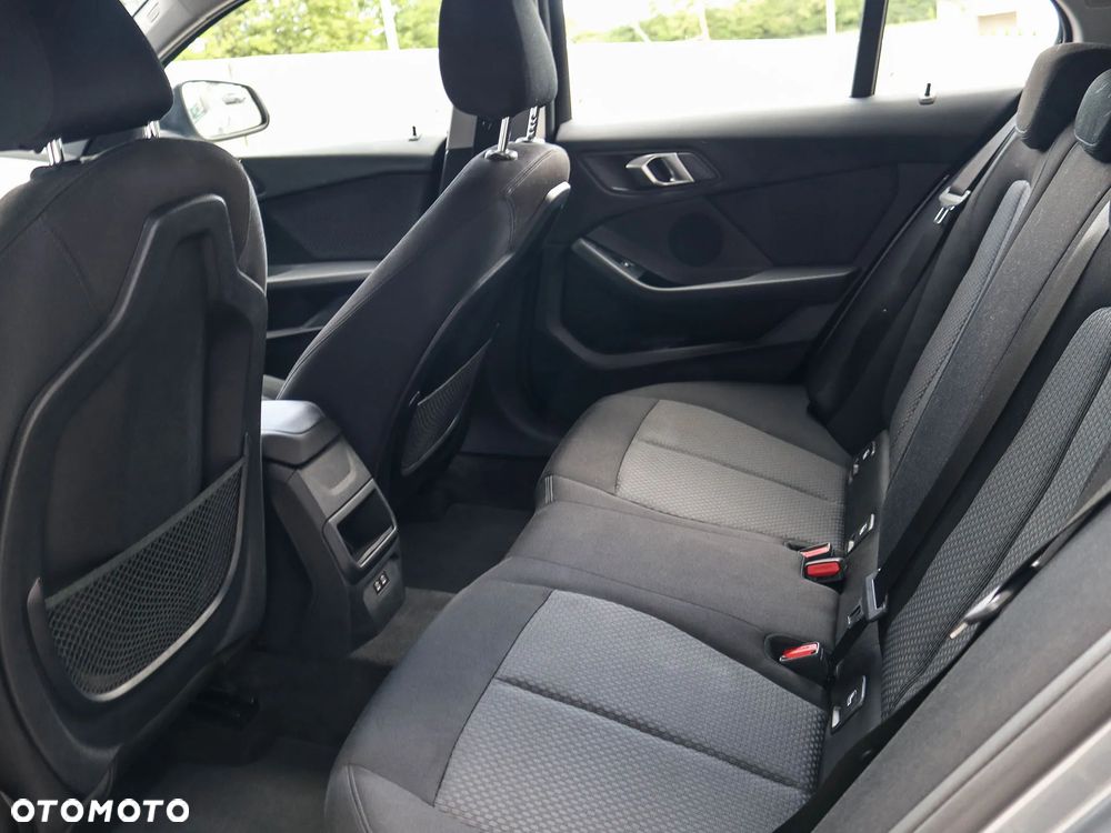 BMW Seria 1 118i Advantage - 15
