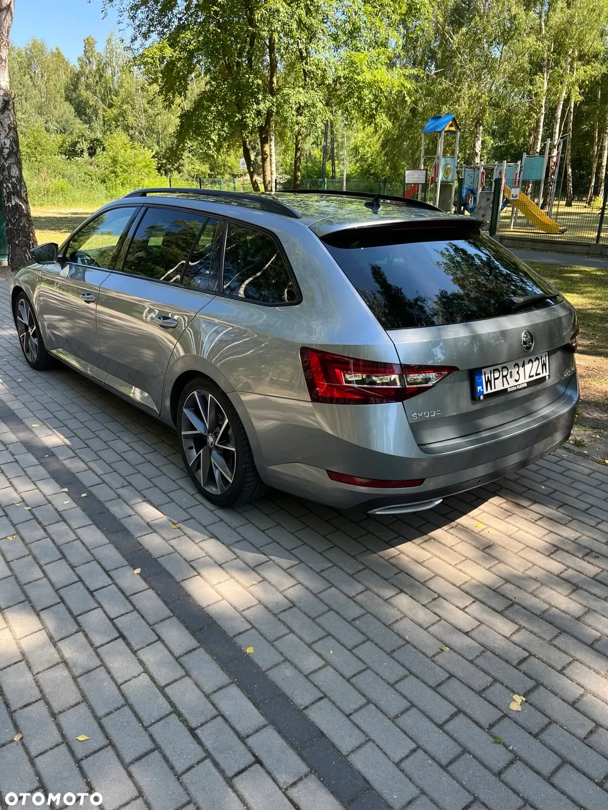 Skoda Superb 2.0 TSI Sportline DSG - 7