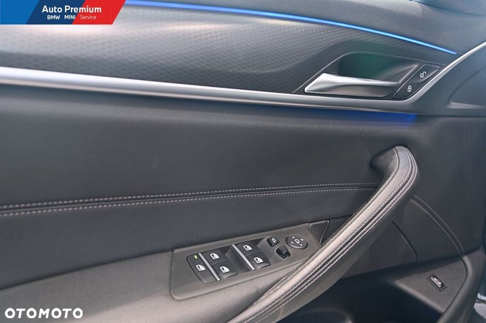BMW Seria 5 520d xDrive MHEV M Sport sport - 10