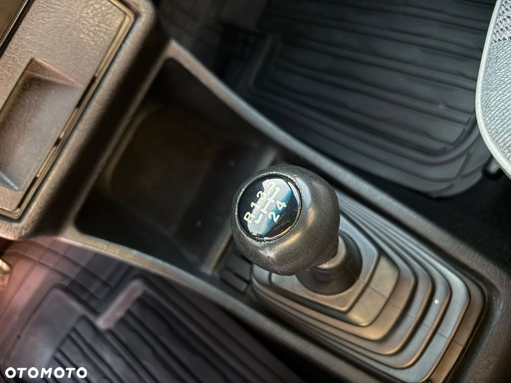 Volkswagen Golf - 12