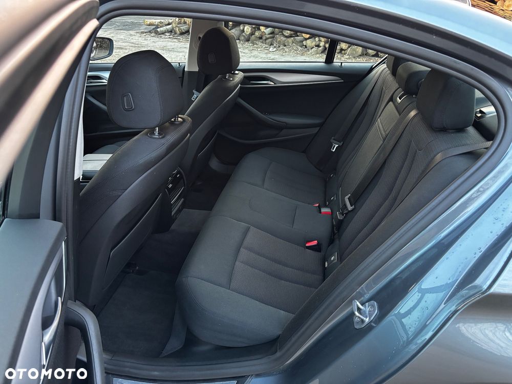 BMW Seria 5 520d xDrive Luxury Line - 16