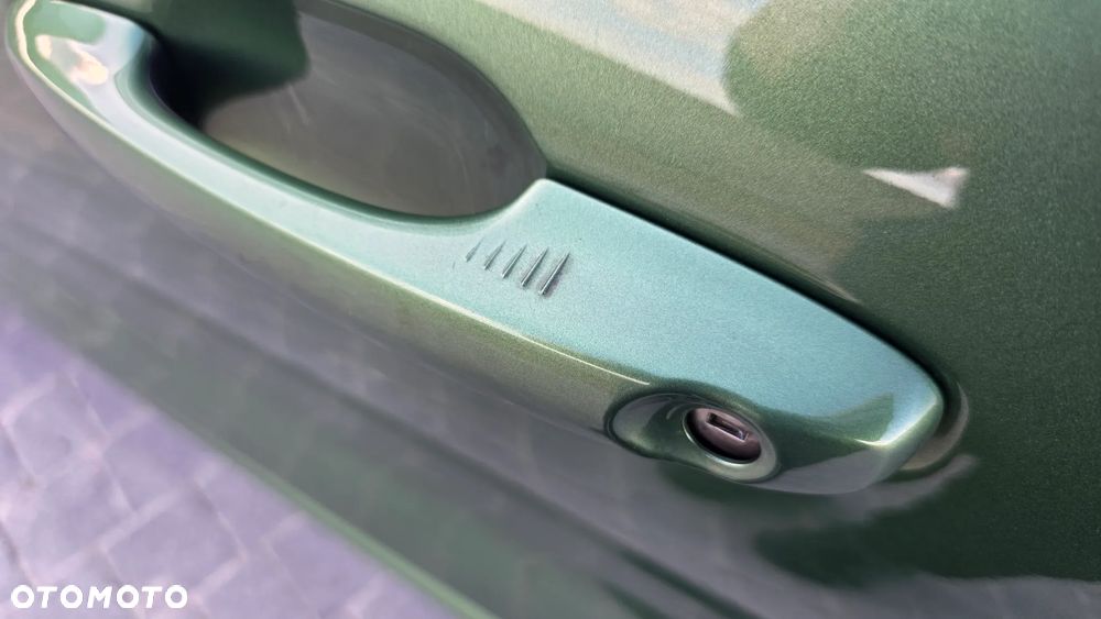 Ford Kuga 2.5 Duratec FHEV ST-LINE - 24