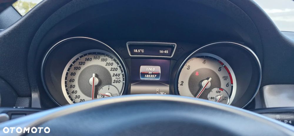 Mercedes-Benz CLA 220 (CDI) d AMG Line - 16