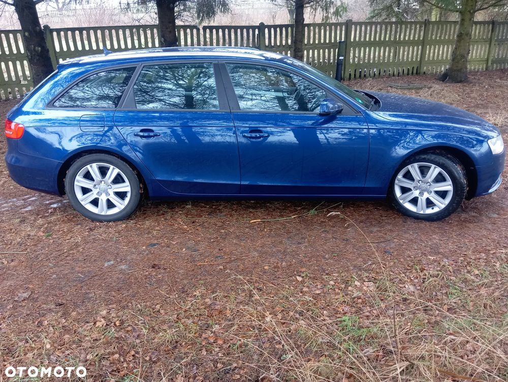 Audi A4 Avant 2.0 TDI DPF clean diesel Attraction - 3