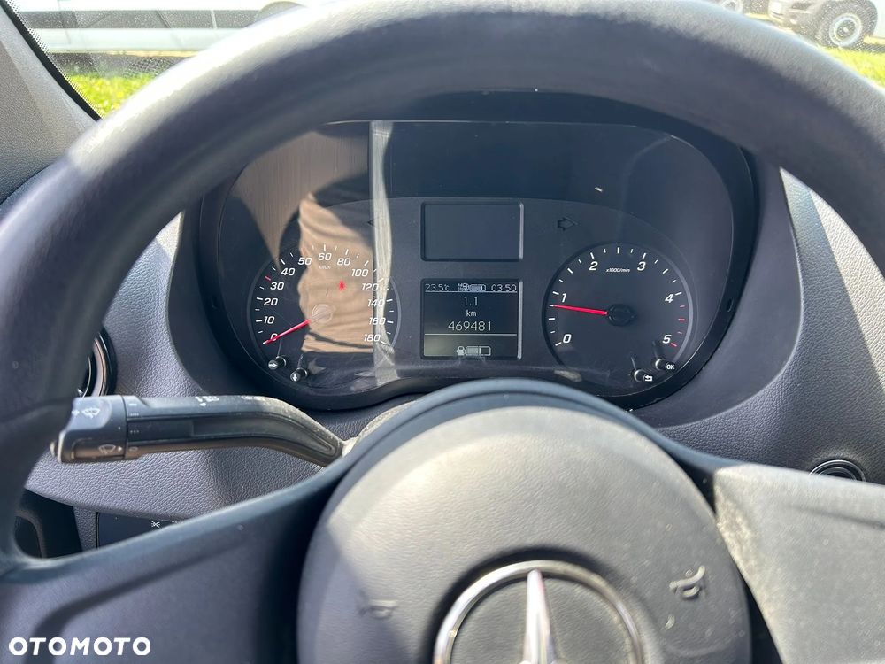 Mercedes-Benz Sprinter - 19