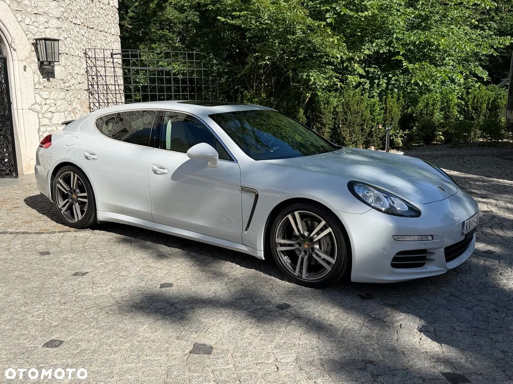 Porsche Panamera 4S - 2