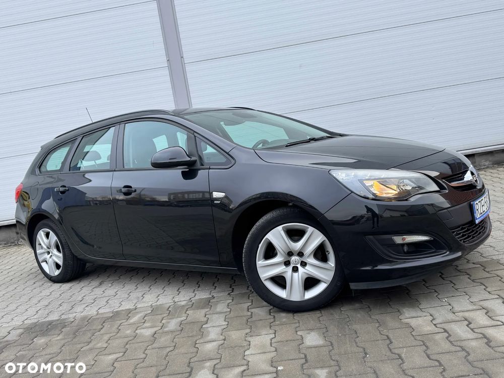 Opel Astra 1.4 Turbo Edition Sport - 4