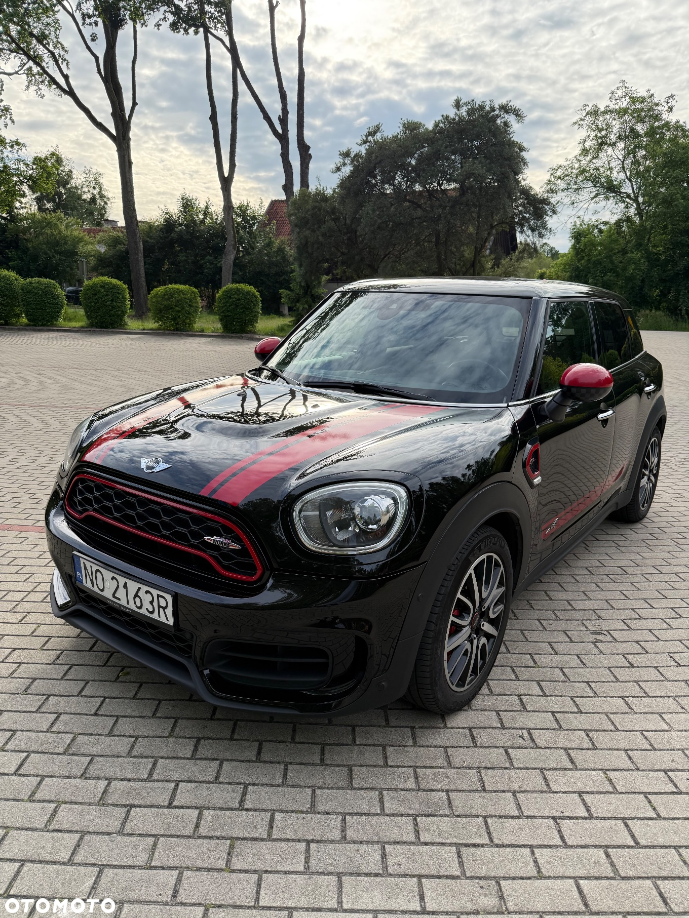 MINI John Cooper Works ALL4 sport - 2