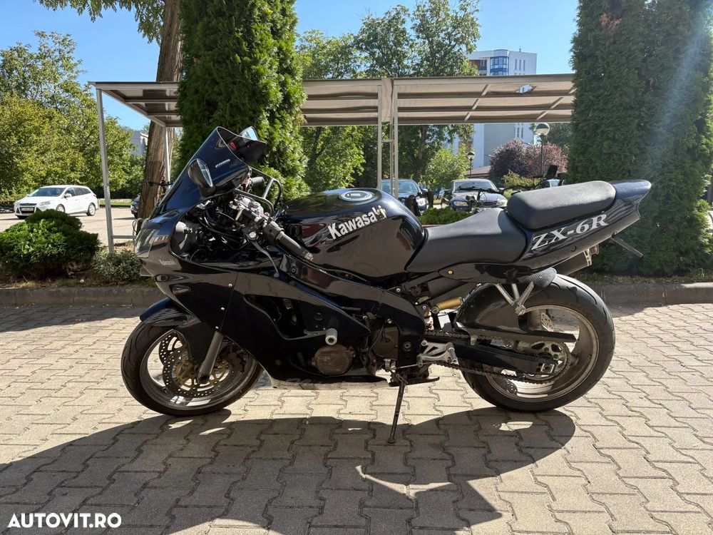 Kawasaki ZX-6R Ninja - 6
