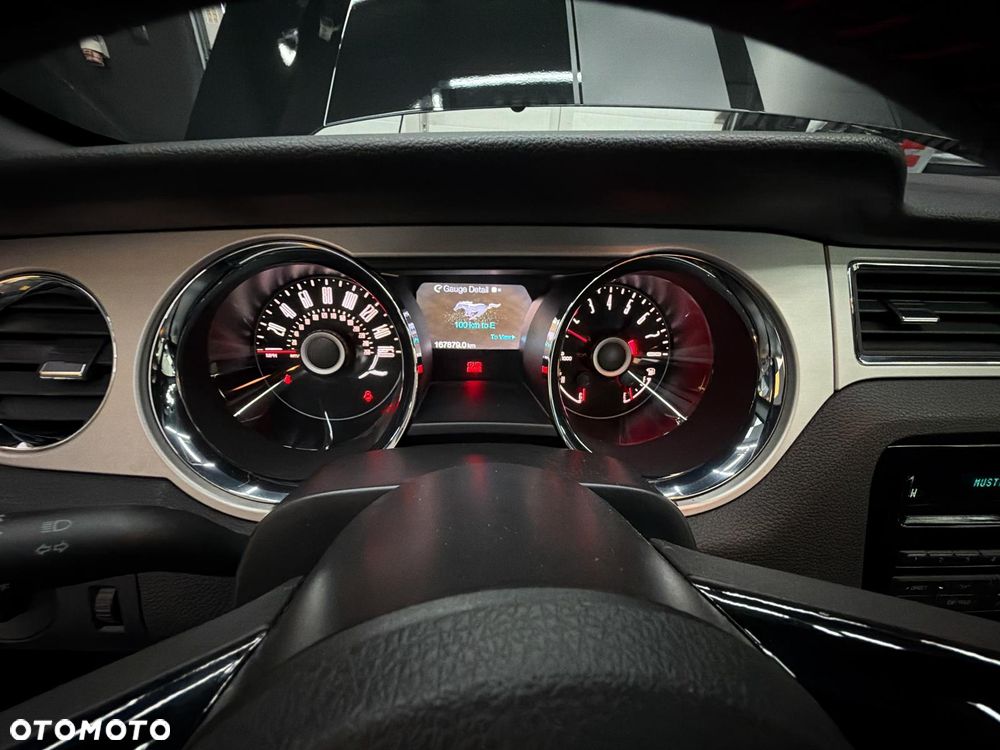 Ford Mustang 3.7 V6 Premium - 2