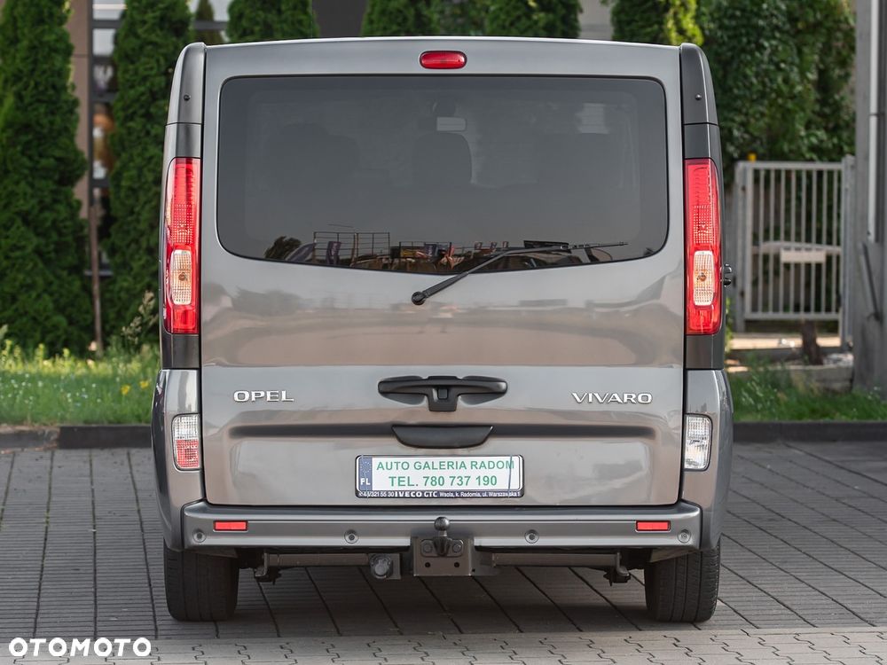 Opel Vivaro - 8