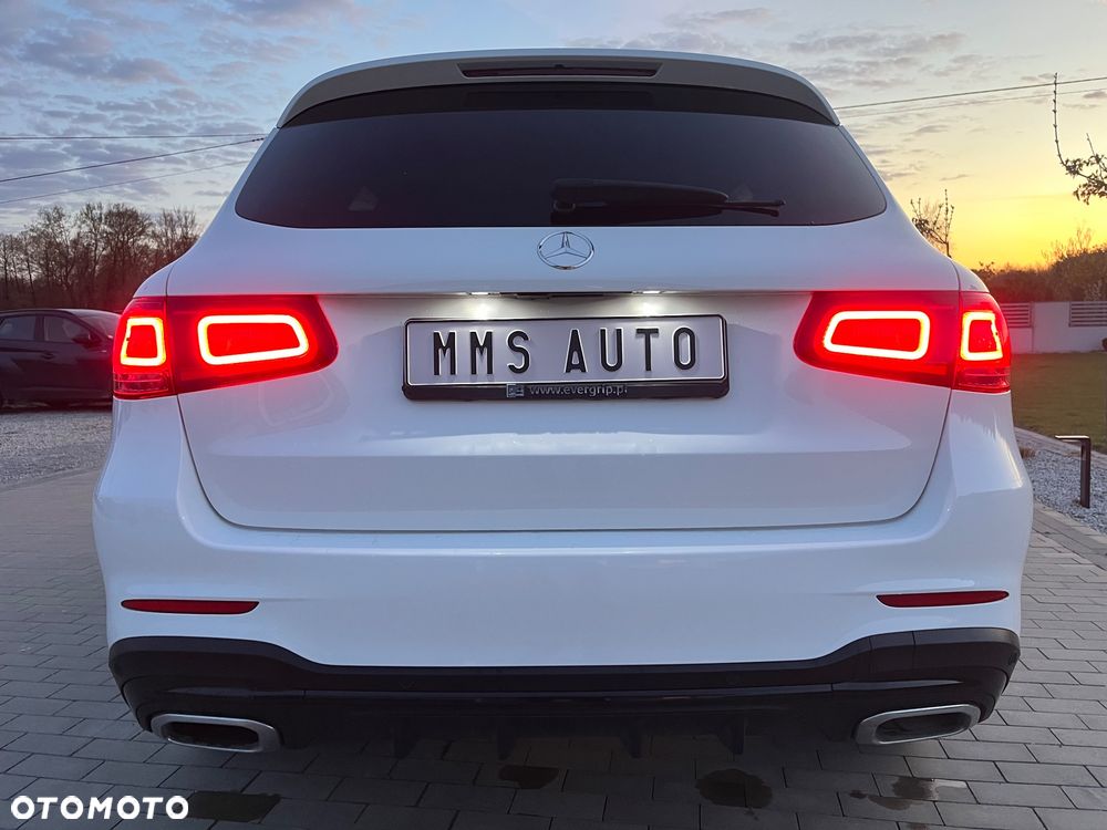 Mercedes-Benz GLC 220 d 4Matic 9G-TRONIC AMG Line - 23