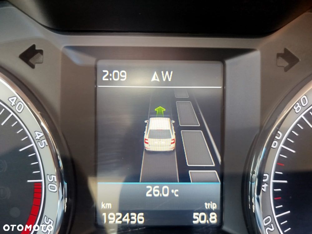 Skoda Octavia 1.6 TDI Premium Edition - 22