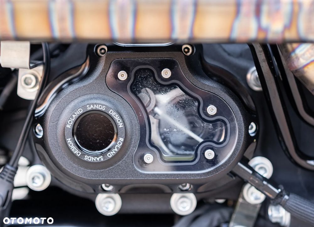 Harley-Davidson Softail Breakout - 22