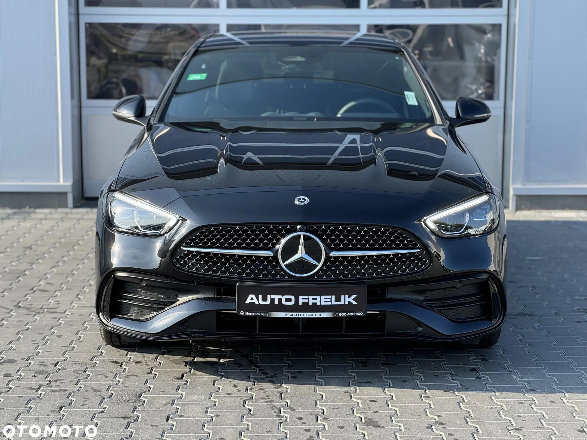 Mercedes-Benz Klasa C 300 e AMG - 5