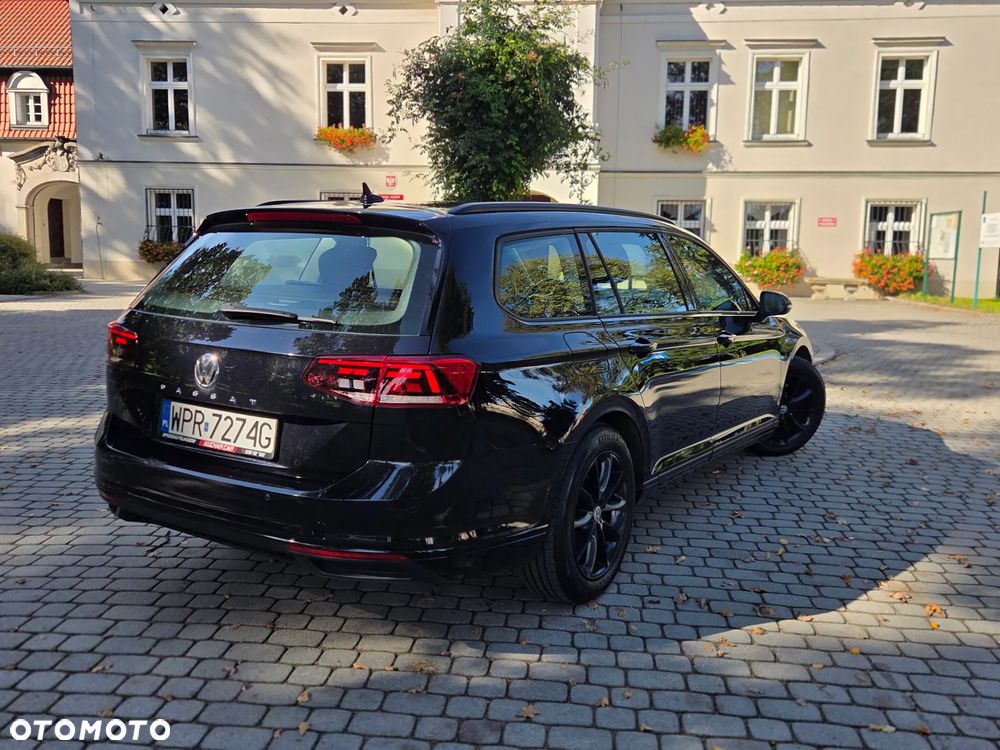 Volkswagen Passat Variant - 4