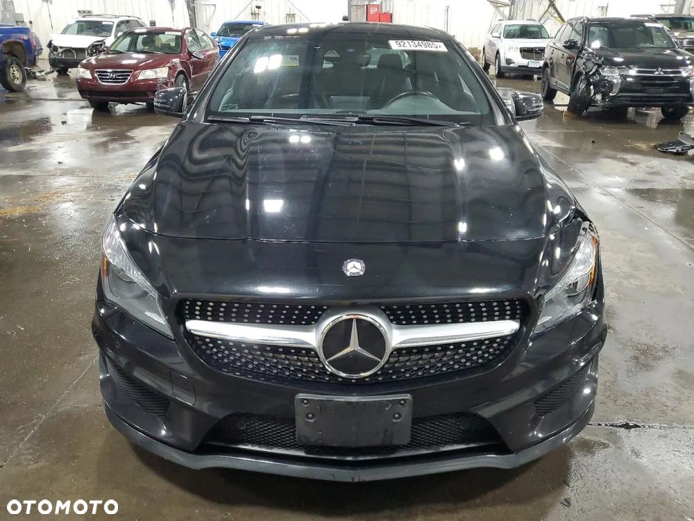 Mercedes-Benz CLA - 5