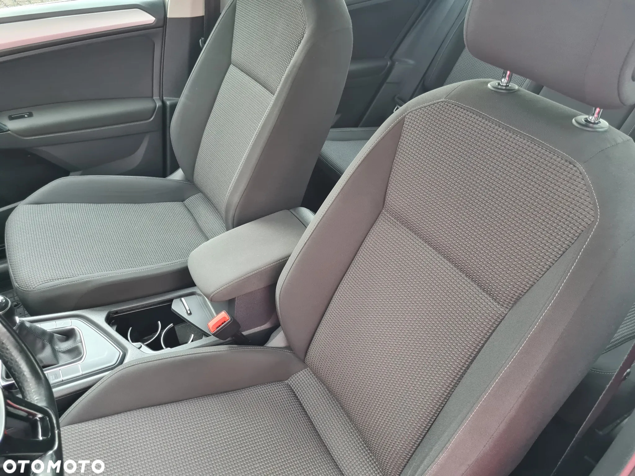 Volkswagen Tiguan - 11