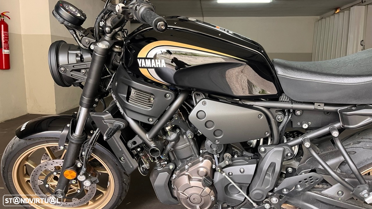 Yamaha XSR 700 - 7