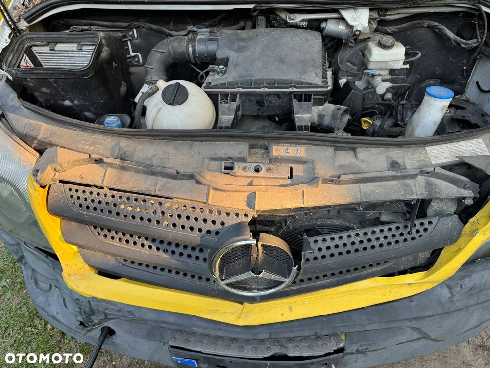 Mercedes-Benz SPRINTER - 16