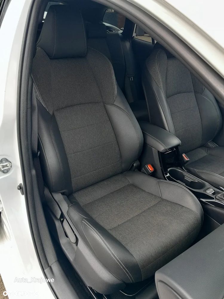 Toyota Corolla 2.0 Hybrid Style - 30