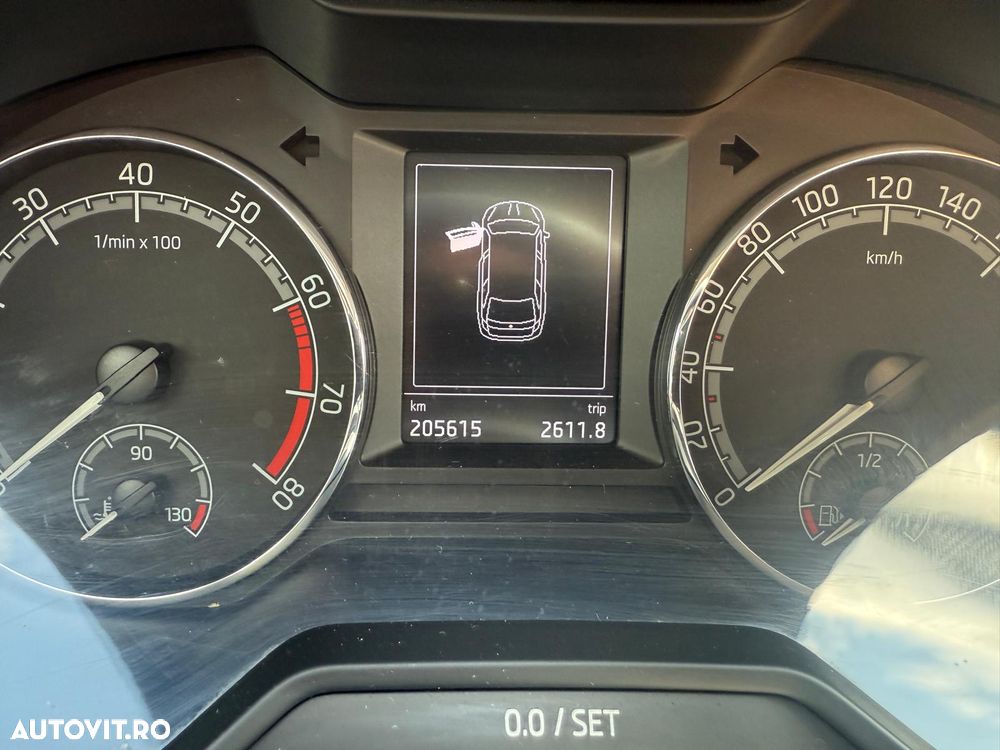 Skoda Octavia 1.5 TSI DSG Ambition - 9