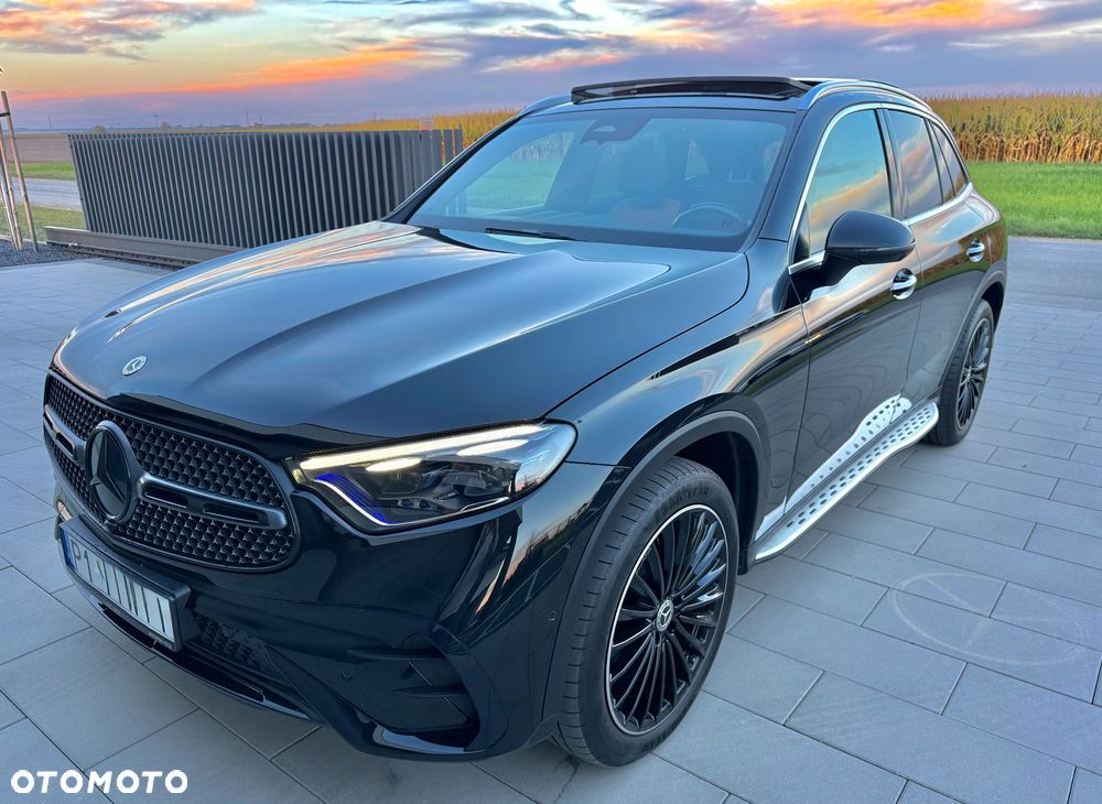 Mercedes-Benz GLC - 36