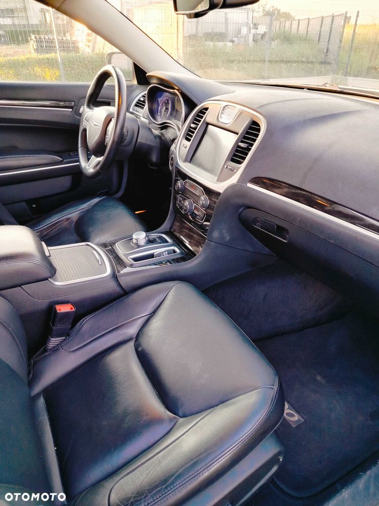 Chrysler 300C - 7