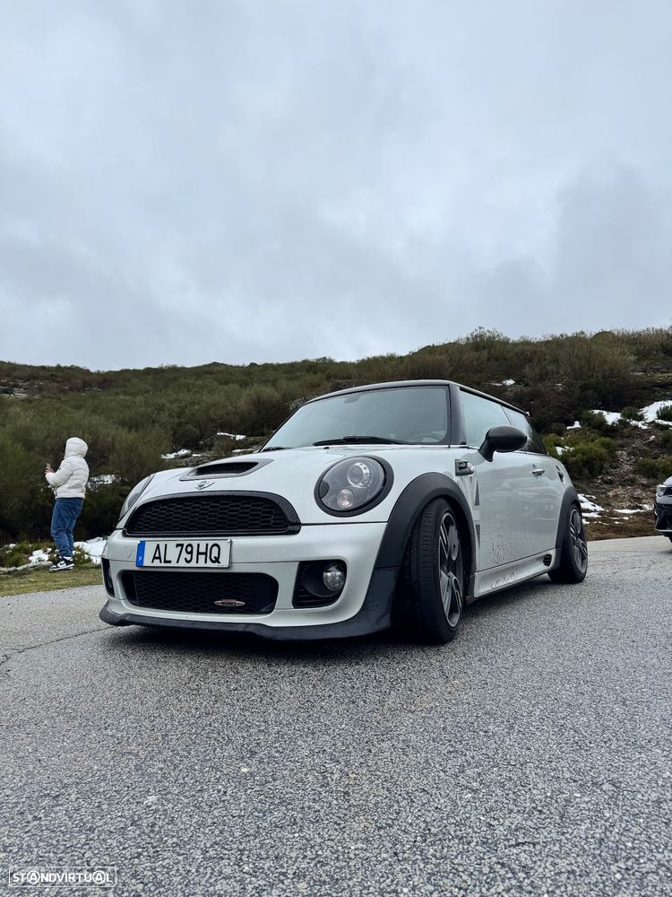 MINI 3 Portas John Cooper Works - 1