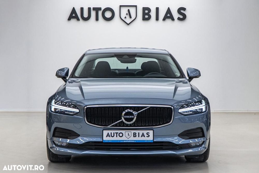 Volvo S90 D4 Geartronic Momentum Pro - 23
