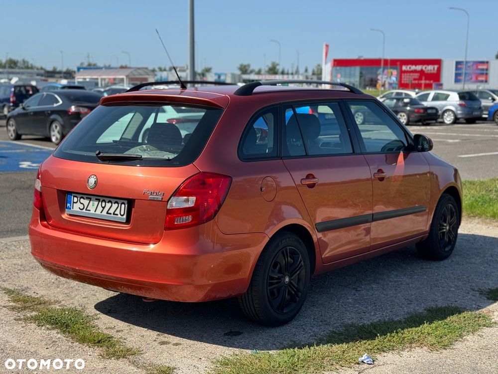 Skoda Fabia 1.4 16V Ambiente - 5