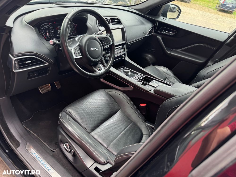 Jaguar F-Pace 20d AWD Aut. R-Sport - 18