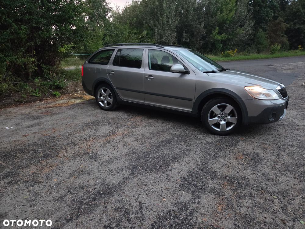 Skoda Octavia 2.0 TDI DPF L&K DSG - 5