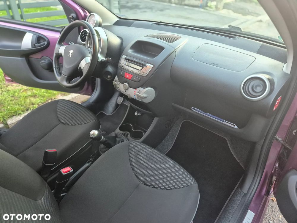 Peugeot 107 - 22