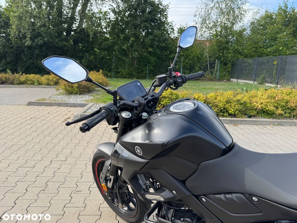 Yamaha MT - 18