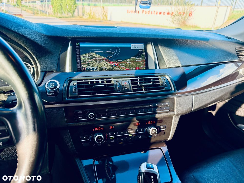 BMW Seria 5 518d Luxury Line - 19